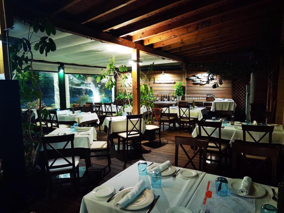 Hotel Embarcadero De Calahonda De Granada Екстериор снимка
