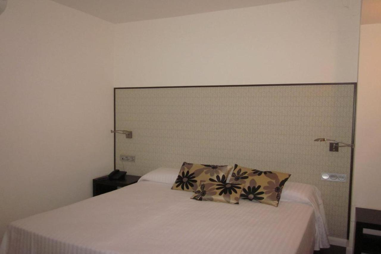 Hotel Embarcadero De Calahonda De Granada Екстериор снимка