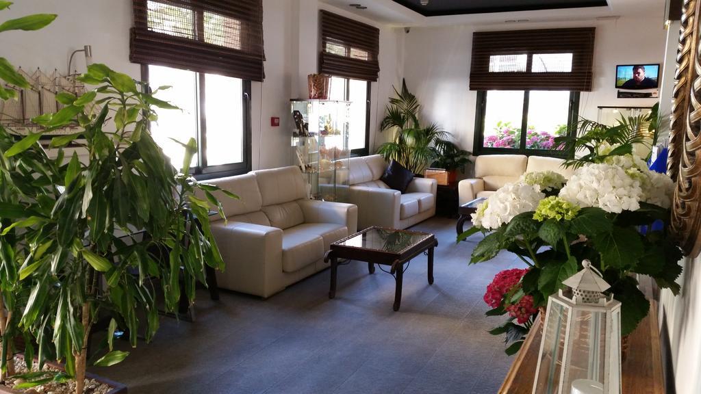 Hotel Embarcadero De Calahonda De Granada Екстериор снимка
